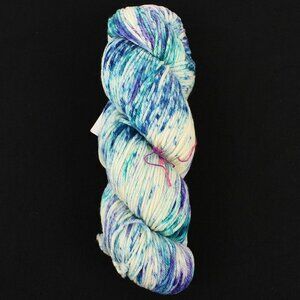 MadelineTosh DK Twist Yarn Superwash Merino Wool 250 Yards Ojai Sky Colorway